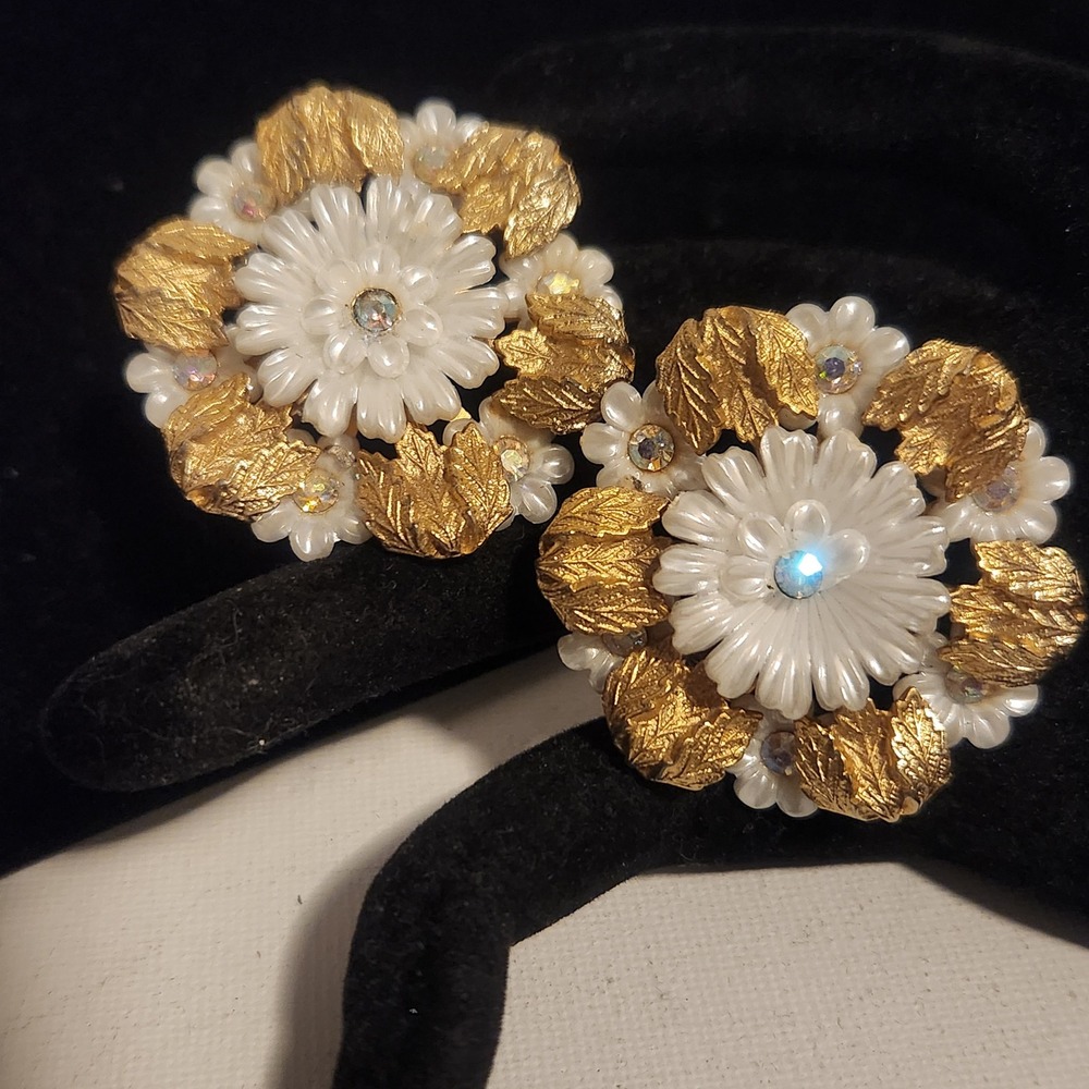 Vintage Coro Floral Clip On Earrings Gold Tone White Flower AB Rhinestone 1.25"